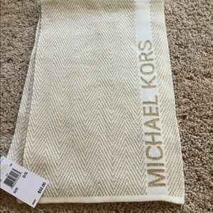 NWT Michael Kors scarf